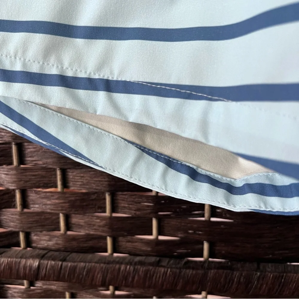 EUC Men’s Preppy Bonobos Swim Trunks Blue Stripe 7” Inseam size M